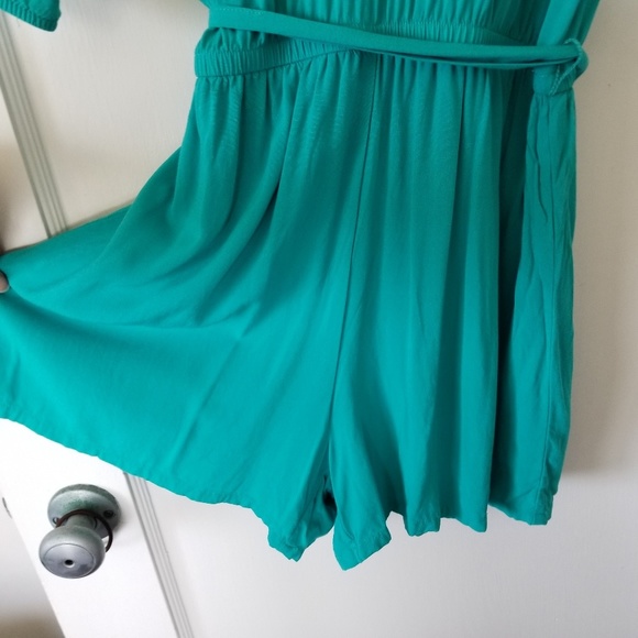 JustFab teal v-neck long sleeve romper - Picture 4 of 8